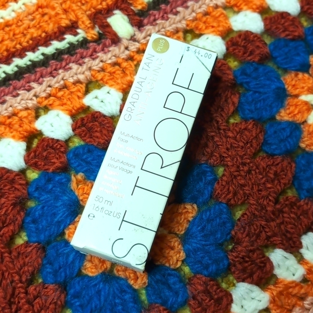 St Tropez Gradual Tan Anti Aging Face Lotion
